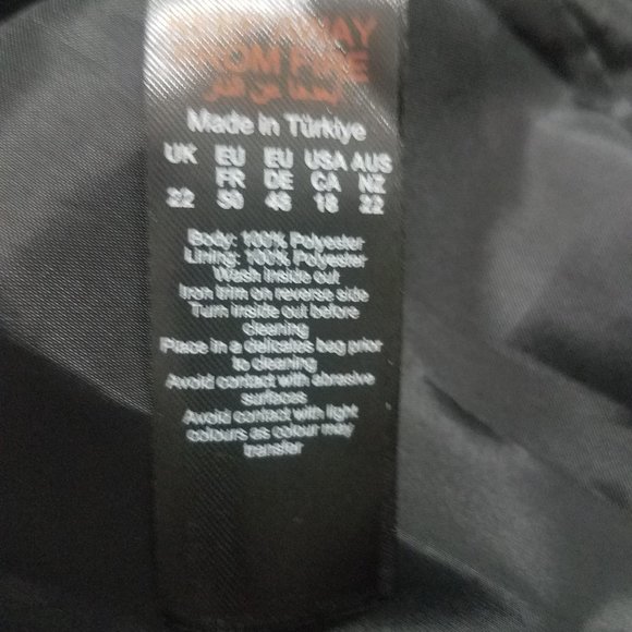 Nasty Gal Blazer Satin Printed Cinched Waist (US 18) NWT - Picture 6 of 6